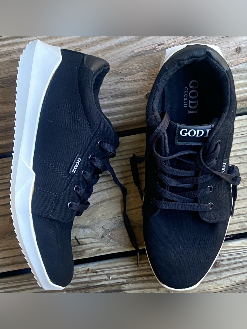 GODI- Black, Quality Casual Lace-Up Sneakers